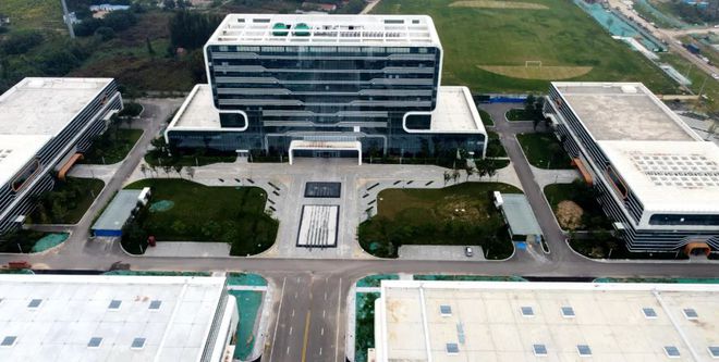 爭分奪秒趕工期!經(jīng)濟(jì)區(qū)重點項目建設(shè)火熱進(jìn)行中